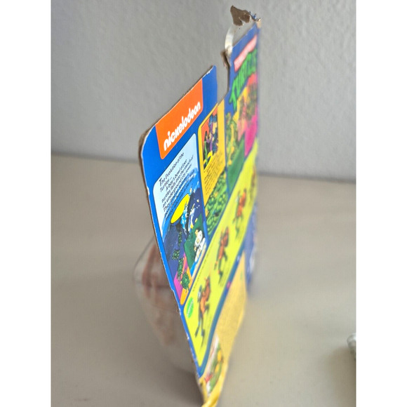 Playmates Teenage Mutant Ninja Turtles Raphael Storage Shell Figure Collectible - Picture 6 of 16